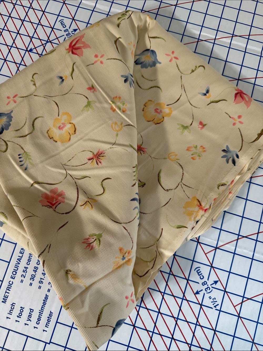 Vintage 1950s Floral Dress Fabric 2.5 Yds x 44 Textured Stripe